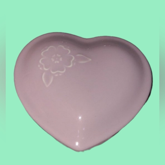 Beautiful Vintage Pink Pfaltzgraff Heart Shape Trinket Box 🩷 - Picture 3 of 3